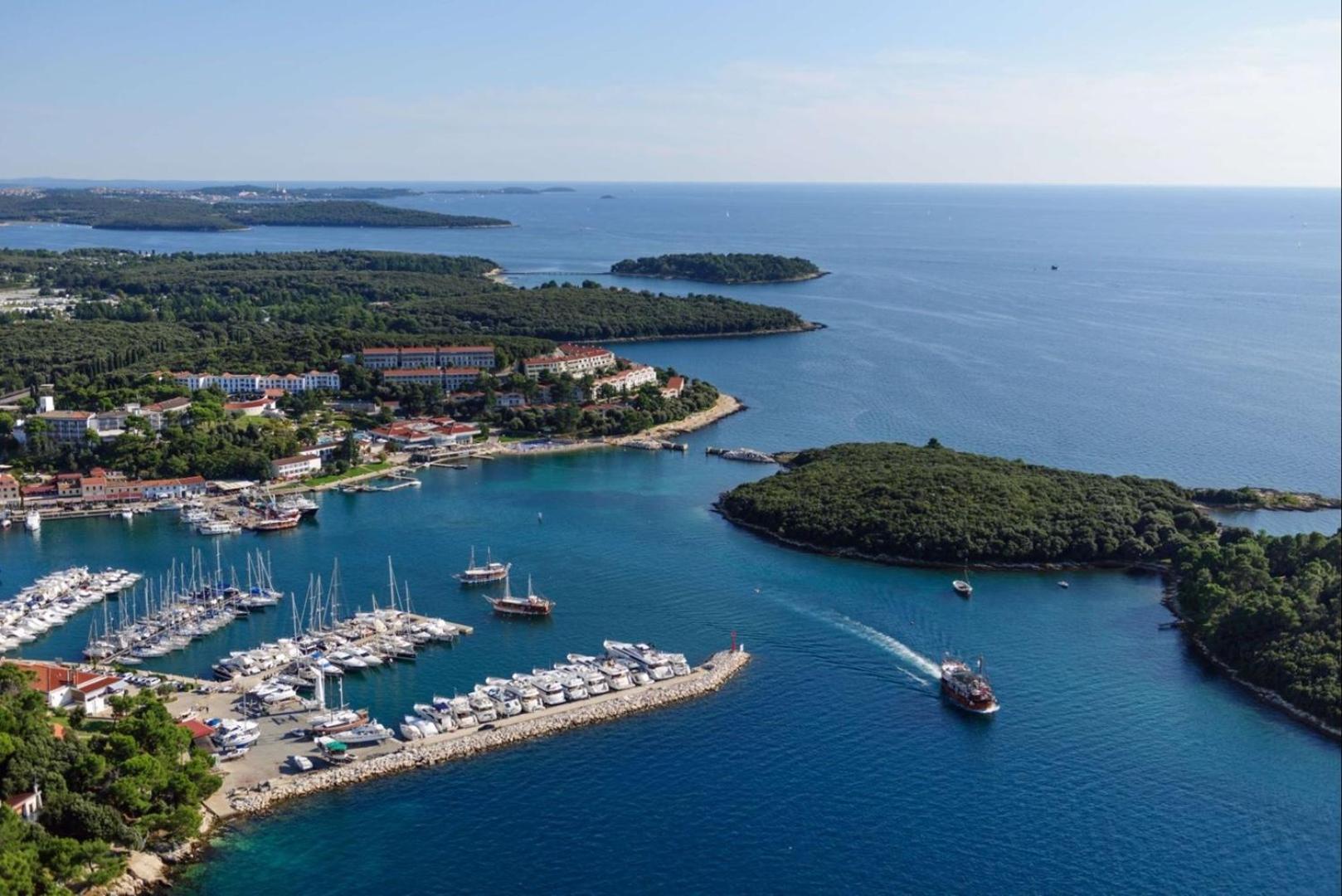 Sunny Adriatic Apartments Valentin เวอร์ซาร์ ภายนอก รูปภาพ